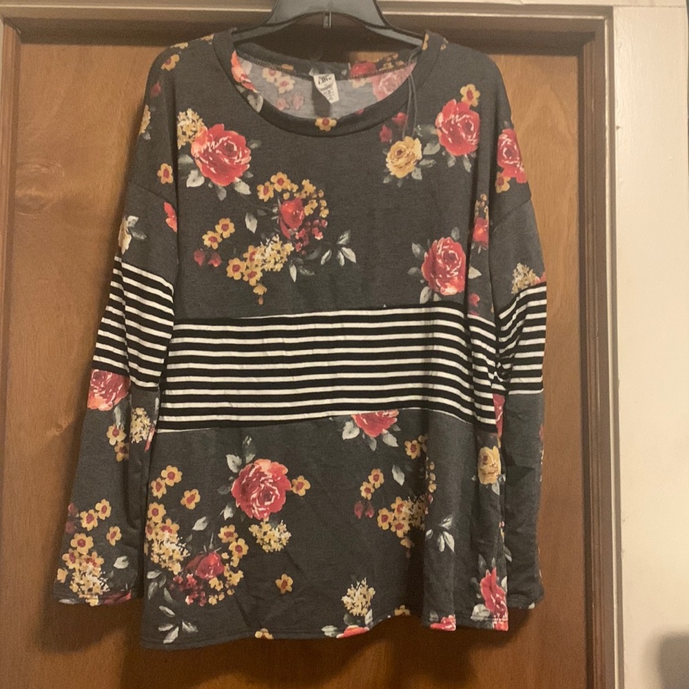 Long sleeve top